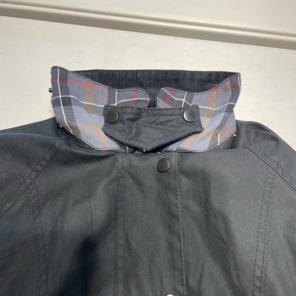 Barbour Beadnell Women’s size 6 waxed canvas Jacket - Picture 13 of 16
